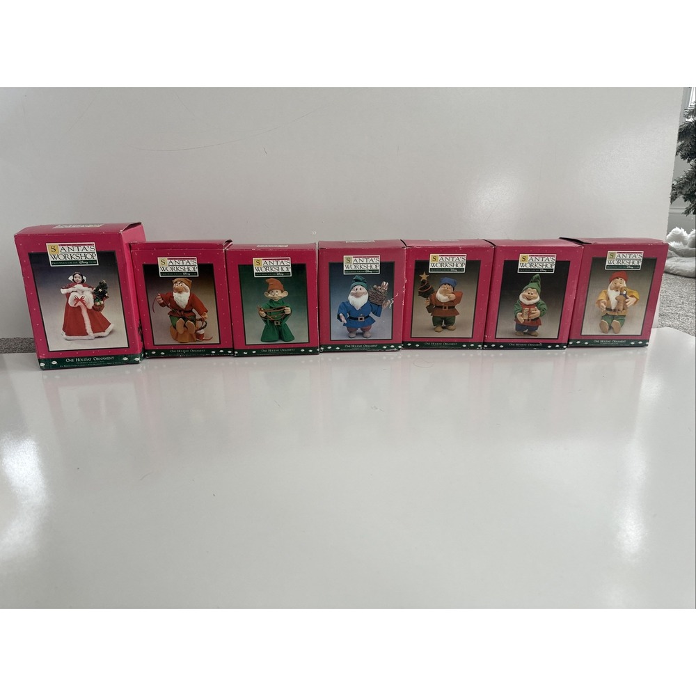 Disney‎ Store Exclusive Santa's Workshop , 7 Dwarfs Christmas Ornament VTG
